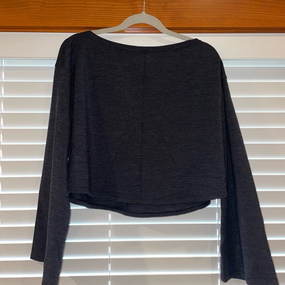 Lululemon pull over sweatshirt - Picture 2 of 4